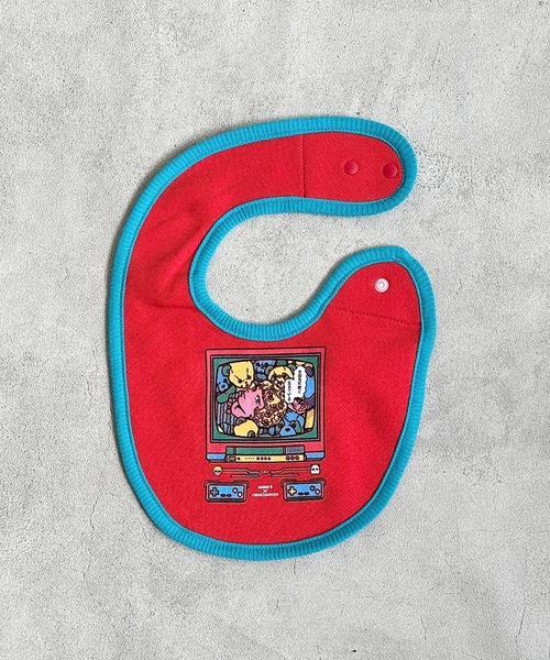 MARKEY'S（マーキーズ）の「【原田ちあき×MARKEY'S】別注スタイ（スタイ/よだれかけ・キッズ・レッド/ブルー・FREE）」の5枚目の写真