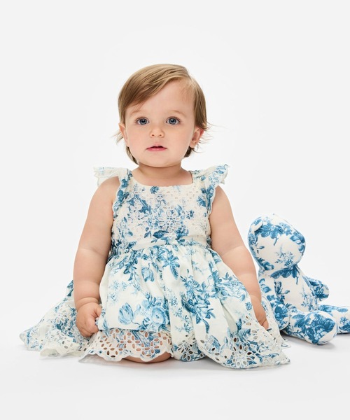 GAP（ギャップ）の「Gap × Loveshackfancy フローラル ブラナンベア人形ぬいぐるみ (ベビー)（おもちゃ・キッズ・アイボリー/ブルー・ONE SIZE）」の3枚目の写真