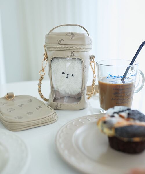 MAJESTIC LEGON(マジェスティックレゴン)の「フローラルぬいポーチ(ポーチ・レディース・アイボリー/ベージュ/ブラウン/イエロー/ピンク・FREE)」の3枚目の写真