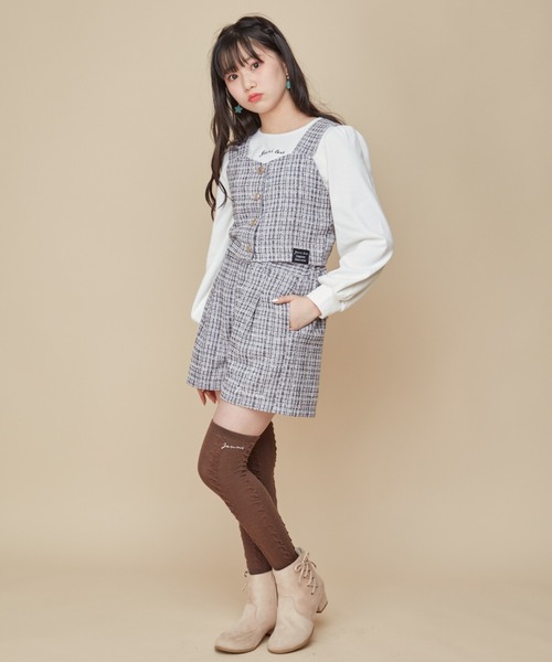 JENNI(ジェニィ)の「サイドレースアップショートブーツ(ブーツ・キッズ・ベージュ/レッド/ブラック・23cm/24cm/20cm/22cm/21cm)」の17枚目の写真