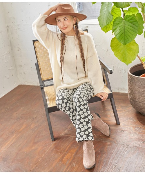 anap mimpi(アナップミンピ)の「ボートネック ゆったり ニット(ニット/セーター・レディース・アイボリー/ラベンダー/モカ・FREE)」の7枚目の写真