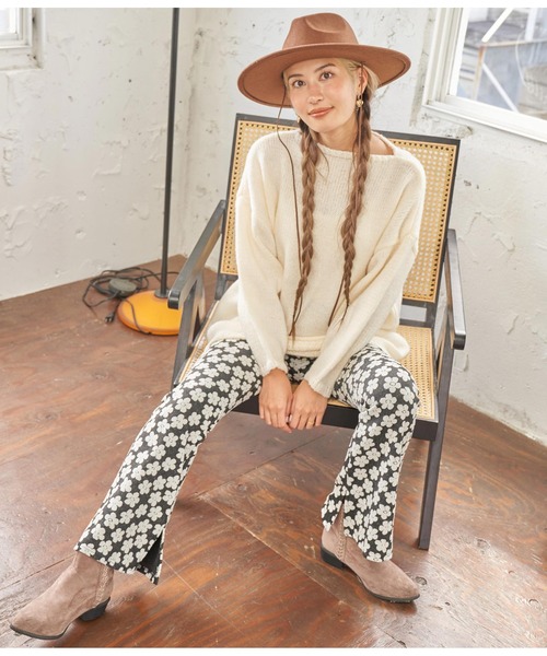 anap mimpi(アナップミンピ)の「ボートネック ゆったり ニット(ニット/セーター・レディース・アイボリー/ラベンダー/モカ・FREE)」の8枚目の写真