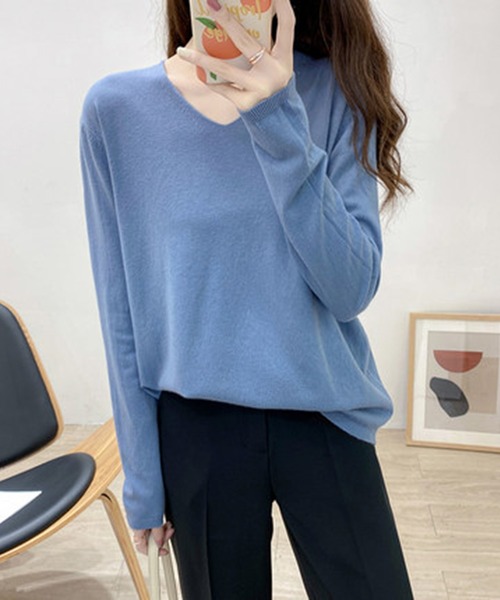 Silly（シリー）の「【デイリーコーデに使いやすい◎】12 color Vネックシンプルニットトップス（ニット/セーター・レディース・ピンク/イエロー/ブラック/ブルー/カーキ/オレンジ/アイボリー/グリーン/ホワイト/ブラウン/グレー/ライトブルー・FREE）」の8枚目の写真