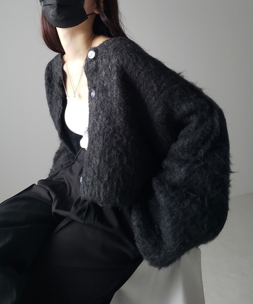 me+em select(ミームセレクト)の「※※ボリュームワイドスリーブショートシャギーニットカーディガン / volume wide sleeve short shaggy knit cardigan(カーディガン/ボレロ・レディース・グレー/ブルー/ホワイト/ピンク/ブラック・FREE)」の15枚目の写真