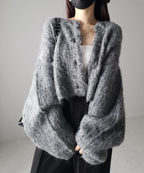 me+em select(ミームセレクト)の「※※ボリュームワイドスリーブショートシャギーニットカーディガン / volume wide sleeve short shaggy knit cardigan(カーディガン/ボレロ・レディース・グレー/ブルー/ホワイト/ピンク/ブラック・FREE)」の12枚目の写真