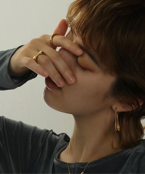 ORLEAN(オルレアン)の「金属アレルギー対応 フラットデザインリング 11号 サージカルステンレス(リング・レディース・ゴールド/シルバー・11号)」の8枚目の写真