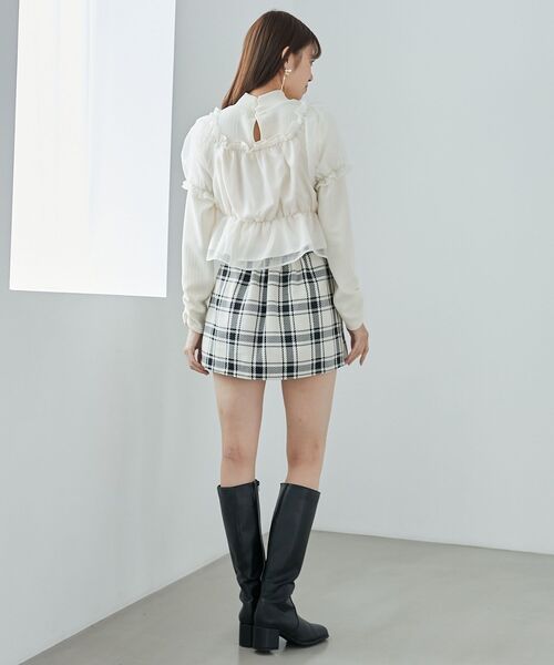 MAJESTIC LEGON(マジェスティックレゴン)の「ショートブラウスセットトップス(Tシャツ/カットソー・レディース・ピンク/アイボリー/ブラック・MEDIUM)」の7枚目の写真