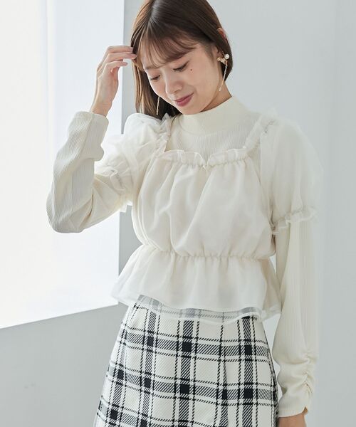 MAJESTIC LEGON(マジェスティックレゴン)の「ショートブラウスセットトップス(Tシャツ/カットソー・レディース・ピンク/アイボリー/ブラック・MEDIUM)」の9枚目の写真