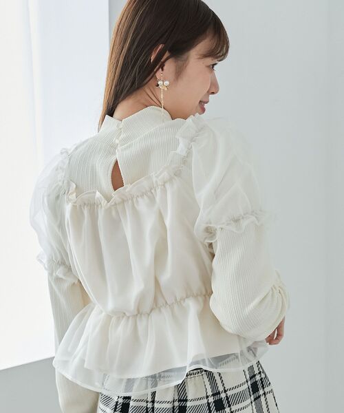 MAJESTIC LEGON(マジェスティックレゴン)の「ショートブラウスセットトップス(Tシャツ/カットソー・レディース・ピンク/アイボリー/ブラック・MEDIUM)」の11枚目の写真