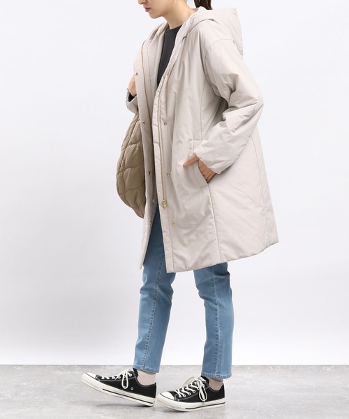 GLOBAL WORK Smile Seed Store（グローバルワーク スマイルシードストア）の「エアサーマルコート/704197（その他アウター・レディース・ブラック/アイボリー・MEDIUM/X-LARGE/SMALL/LARGE）」の3枚目の写真