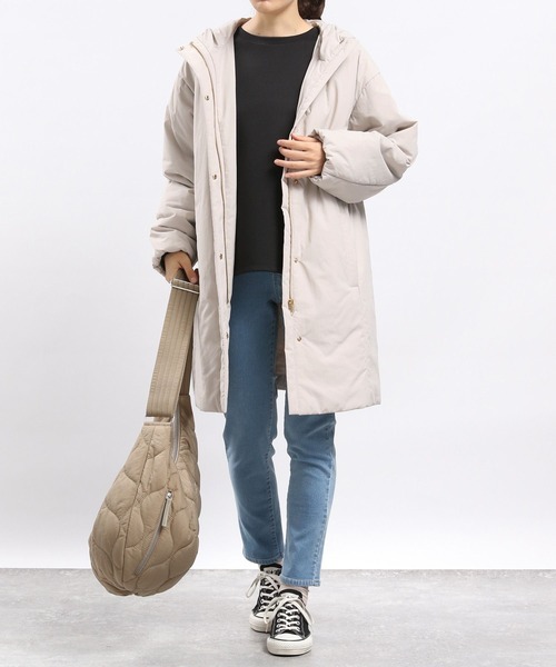 GLOBAL WORK Smile Seed Store（グローバルワーク スマイルシードストア）の「エアサーマルコート/704197（その他アウター・レディース・ブラック/アイボリー・MEDIUM/X-LARGE/SMALL/LARGE）」の6枚目の写真