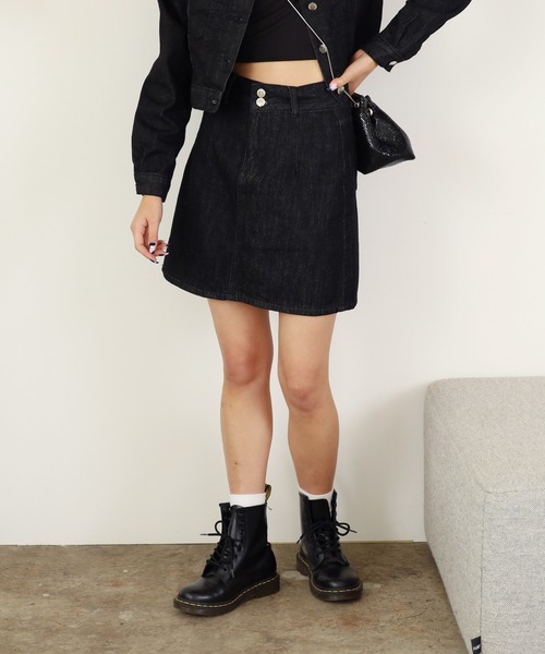 Chick(チック)の「▲DENIM JACKET+DENIM MINI SKIRT Set Up / デニムジャケット+デニムスカート セットアップ(セットアップ・レディース・ブルー/ブラック・S/L/M)」の14枚目の写真