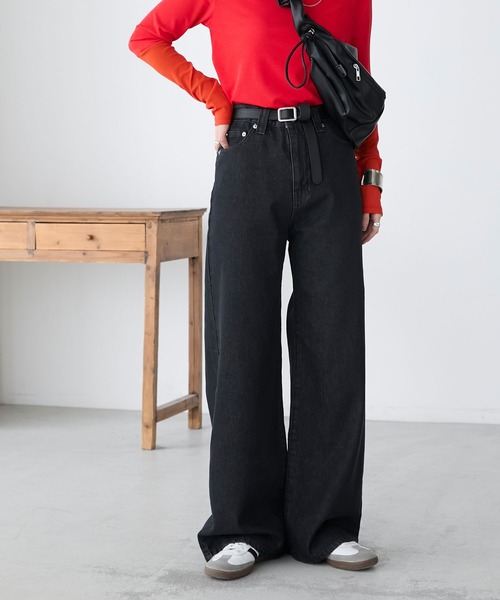BONLECILL(ボンルシール)の「ハイウエストルーズバギーデニムパンツ(デニムパンツ・レディース・ブラック/ブルー系1/ネイビー・L/M/S)」の10枚目の写真