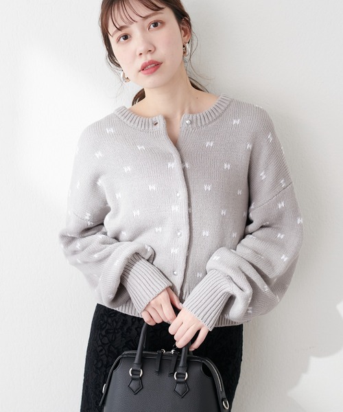 natural couture(ナチュラルクチュール)の「リボンハートジャガードカーデ(カーディガン/ボレロ・レディース・グレー系その他/ベージュ系その他/ブラック・FREE)」の1枚目の写真