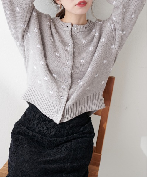 natural couture(ナチュラルクチュール)の「リボンハートジャガードカーデ(カーディガン/ボレロ・レディース・グレー系その他/ベージュ系その他/ブラック・FREE)」の11枚目の写真