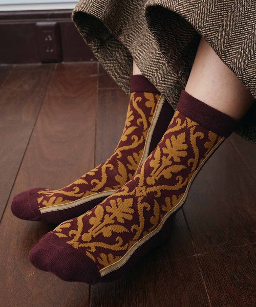 MEDE19F（メデジュウキュウ）の「ＭＥＤＥ１９Ｆ　バイカラーヴィンテージパターンソックス（ソックス/靴下・レディース・グリーン/ボルドー/マスタード・ONE SIZE）」の3枚目の写真