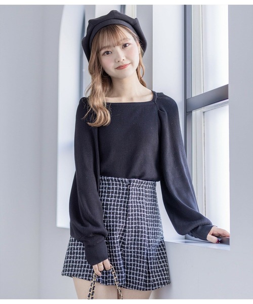 clear（クリア）の「スクエアネックリブニットトップス[オフィスカジュアル 着回し抜群 大人]≪再入荷≫（ニット/セーター・レディース・ピンク/グレー系その他/ブラック/オフホワイト・F）」の9枚目の写真