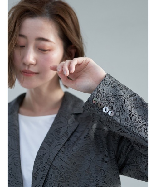 YECCA VECCA（イェッカヴェッカ）の「レースジャケット（テーラードジャケット・レディース・オフホワイト/チャコールグレー・FREE）」の13枚目の写真