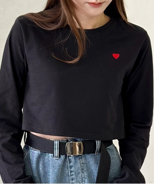 Per sist ence(パーシエンス)の「ハート刺繍入りショート丈長袖タイトトップス(Tシャツ/カットソー・レディース・ブラック/オフホワイト・FREE)」の12枚目の写真