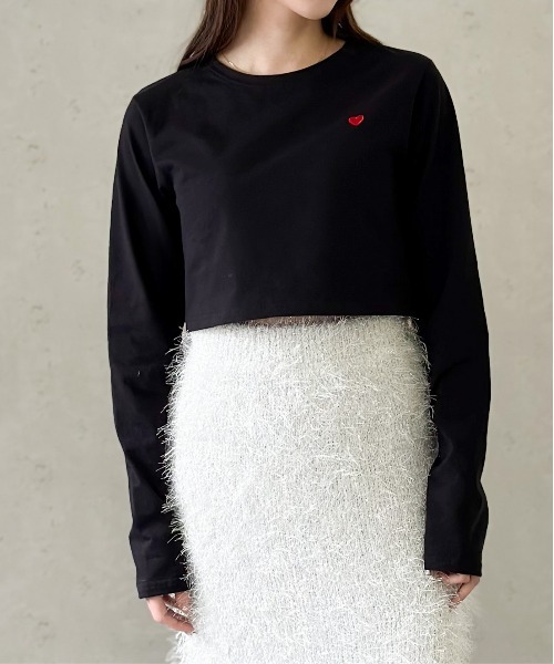 Per sist ence(パーシエンス)の「ハート刺繍入りショート丈長袖タイトトップス(Tシャツ/カットソー・レディース・ブラック/オフホワイト・FREE)」の16枚目の写真