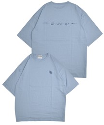 カールロゴ刺繍 Tシャツ