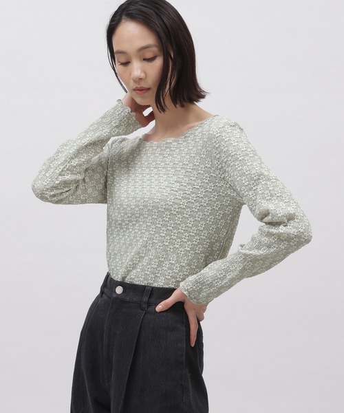 LAKOLE（ラコレ）の「フラワージャガードプルオーバー / 103371（Tシャツ/カットソー・レディース・ブラック/オフホワイト/ライトグリーン/アイボリー・SMALL/MEDIUM）」の4枚目の写真