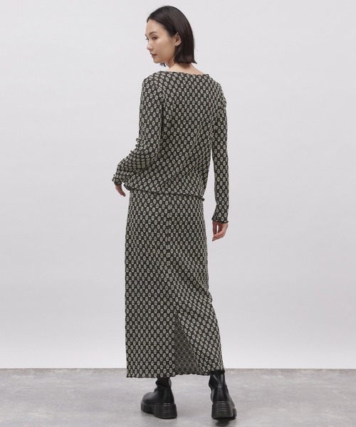 LAKOLE（ラコレ）の「フラワージャガードプルオーバー / 103371（Tシャツ/カットソー・レディース・ブラック/オフホワイト/ライトグリーン/アイボリー・SMALL/MEDIUM）」の14枚目の写真