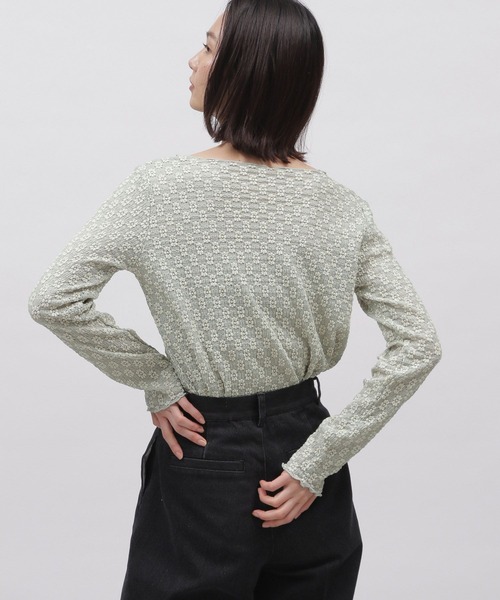 LAKOLE（ラコレ）の「フラワージャガードプルオーバー / 103371（Tシャツ/カットソー・レディース・ブラック/オフホワイト/ライトグリーン/アイボリー・SMALL/MEDIUM）」の21枚目の写真