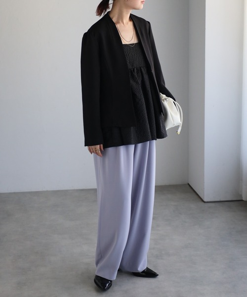 Bonjour Sagan（ボンジュールサガン）の「ノーカラーフレアラインジャケット（ノーカラージャケット・レディース・ブラック/ライトベージュ・FREE）」の5枚目の写真