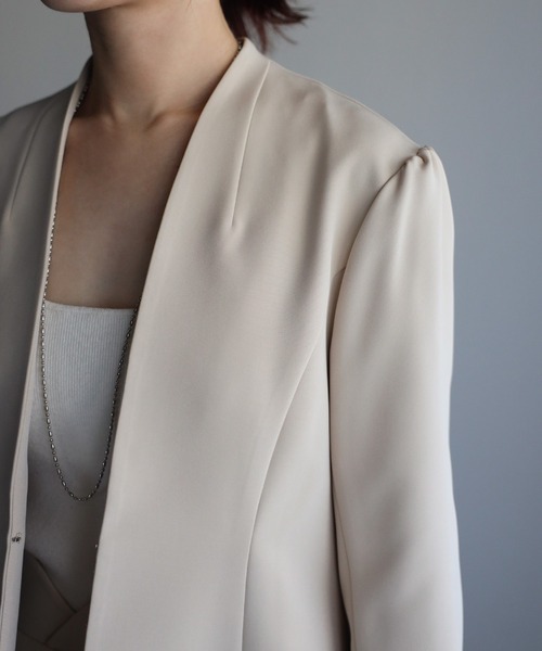 Bonjour Sagan（ボンジュールサガン）の「ノーカラーフレアラインジャケット（ノーカラージャケット・レディース・ブラック/ライトベージュ・FREE）」の17枚目の写真