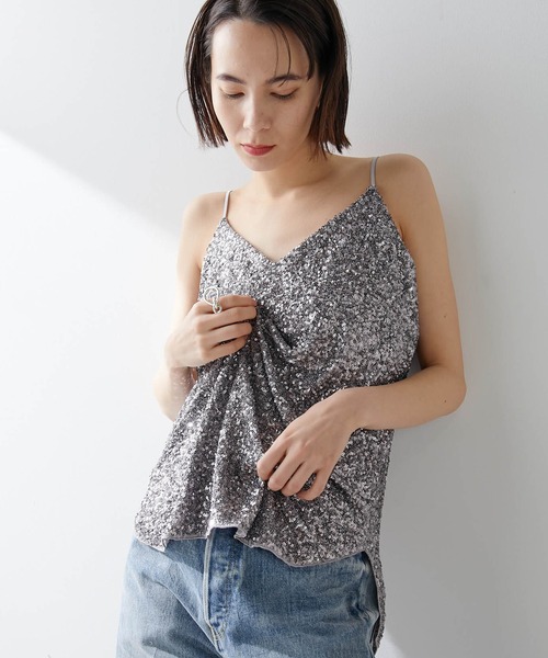 Whim Gazette（ウィムガゼット）の「スパンコールキャミ（キャミソール・レディース・シルバー・FREE）」の11枚目の写真
