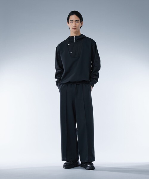 UNITED TOKYO(ユナイテッドトウキョウ)の「ハイマルチ ジャージースラックス | セットアップ着用可能(スラックス・メンズ・ネイビー/ブラック・2/1)」の6枚目の写真