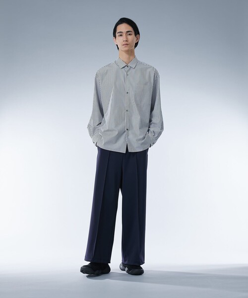 UNITED TOKYO(ユナイテッドトウキョウ)の「ハイマルチ ジャージースラックス | セットアップ着用可能(スラックス・メンズ・ネイビー/ブラック・2/1)」の11枚目の写真