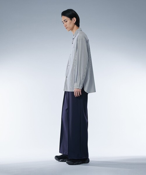 UNITED TOKYO(ユナイテッドトウキョウ)の「ハイマルチ ジャージースラックス | セットアップ着用可能(スラックス・メンズ・ネイビー/ブラック・2/1)」の12枚目の写真