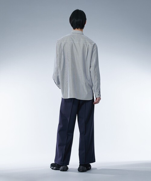 UNITED TOKYO(ユナイテッドトウキョウ)の「ハイマルチ ジャージースラックス | セットアップ着用可能(スラックス・メンズ・ネイビー/ブラック・2/1)」の13枚目の写真