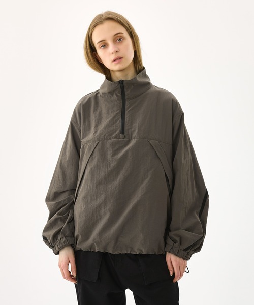 WETTEMPT(ウィテンプト)の「LINE HALF ZIP PULLOVER / ラインハーフジッププルオーバー(その他トップス・メンズ・チャコールグレー/ブラック/レッド・SMALL/MEDIUM/LARGE)」の10枚目の写真