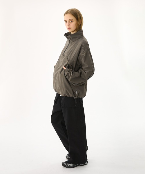 WETTEMPT(ウィテンプト)の「LINE HALF ZIP PULLOVER / ラインハーフジッププルオーバー(その他トップス・メンズ・チャコールグレー/ブラック/レッド・SMALL/MEDIUM/LARGE)」の14枚目の写真