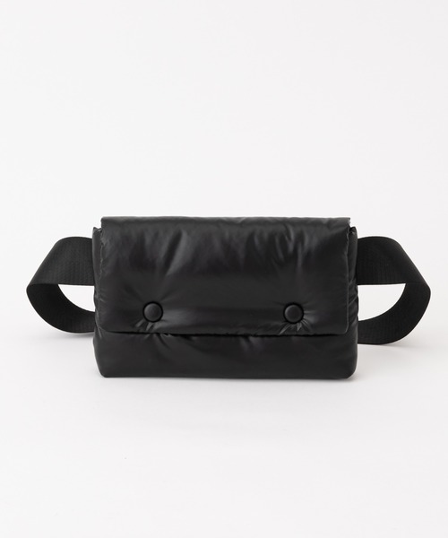 COLONY 2139（コロニートゥーワンスリーナイン）の「パファーボディバッグ（ボディバッグ/ウエストポーチ・レディース・ホワイト/ブラック・FREE）」の15枚目の写真