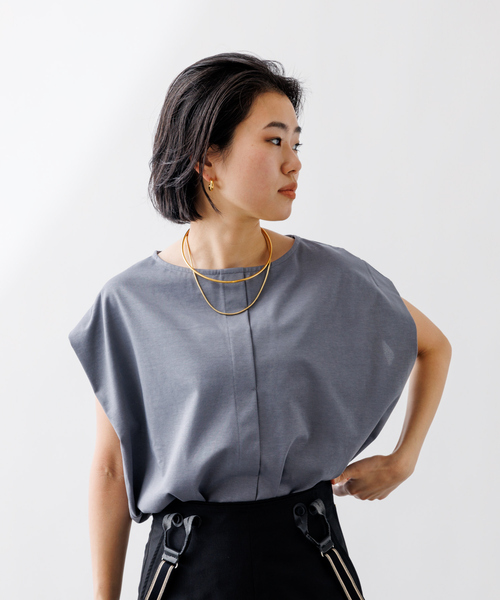 Rouge vif(ルージュヴィフ)の「ショルダータックカットブラウス(Tシャツ/カットソー・レディース・グレー/オフホワイト/ベージュ・フリー)」の16枚目の写真