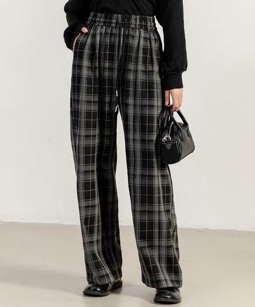 DAY CLOSET（デイ クローゼット）の「【大きいサイズ有/滑らかツイル微起毛/調節紐付き】チェック柄ストレートイージーワイドパンツ（その他パンツ・レディース・レッド/オレンジ/グレー/グレイッシュベージュ/ブラック・S/L/XL/M）」の8枚目の写真