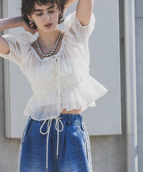 PAGEBOY（ページボーイ）の「アソートレースアップブラウス（シャツ/ブラウス・レディース・ブラック系その他/ブルー/ブラック/ホワイト/ライム・FREE）」の18枚目の写真