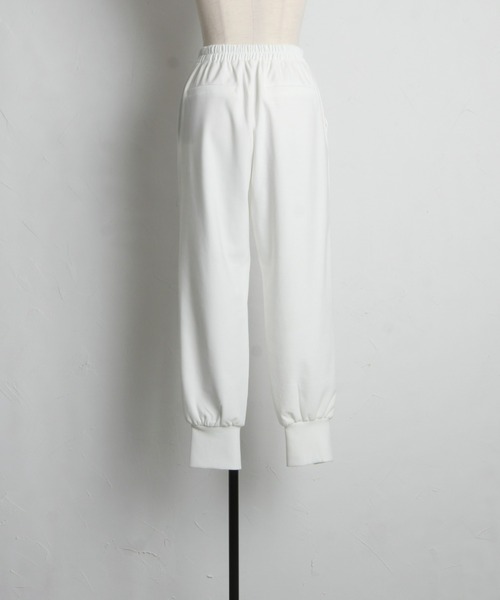 &. NOSTALGIA（アンドドットノスタルジア）の「イージージョガーパンツ（その他パンツ・レディース・ブラック/ホワイト/ベージュ・M/S）」の15枚目の写真