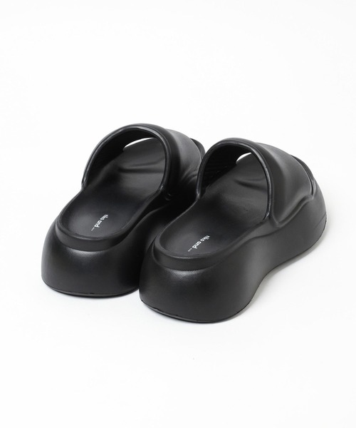 niko and...（ニコアンド）の「オリジナルニコモコスライドサンダル（サンダル・レディース・イエロー/アイボリー/ブラック・LARGE/MEDIUM）」の11枚目の写真