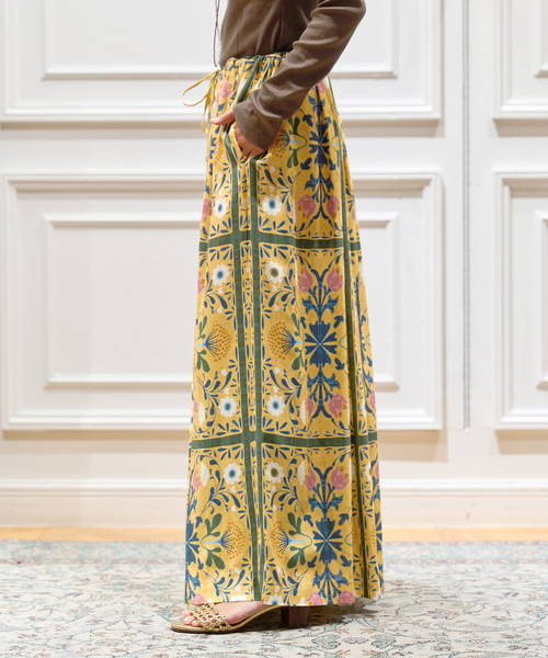 IENA LA BOUCLE（イエナラブークル）の「IENA LA BOUCLE ダマスクプリントイージースカート（スカート・レディース・イエロー・36/38）」の15枚目の写真