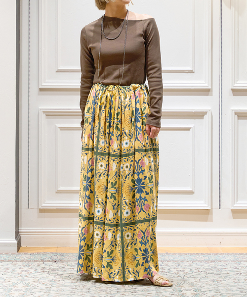 IENA LA BOUCLE（イエナラブークル）の「IENA LA BOUCLE ダマスクプリントイージースカート（スカート・レディース・イエロー・36/38）」の16枚目の写真