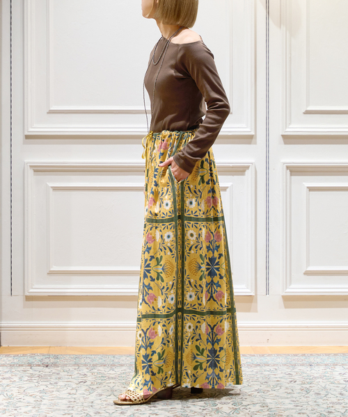 IENA LA BOUCLE（イエナラブークル）の「IENA LA BOUCLE ダマスクプリントイージースカート（スカート・レディース・イエロー・36/38）」の19枚目の写真