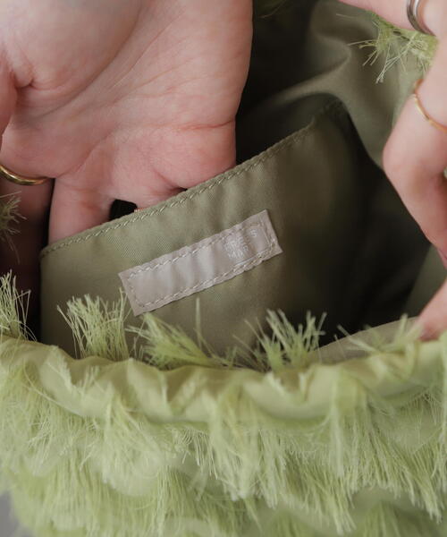 FREE'S MART（フリーズマート）の「◆マテリアル巾着バッグ（ハンドバッグ・レディース・ブラック/ライトグリーン・ﾌﾘ-）」の10枚目の写真