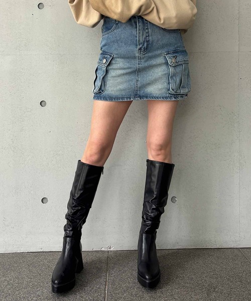 ENVYM（アンビー）の「カーゴポケットデニムスカート（スカート・レディース・ブルー・SMALL/MEDIUM）」の17枚目の写真