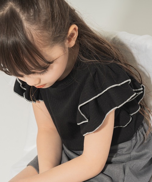 URBAN CHERRY（アーバンチェリー）の「【快適さらリブ素材】リブフリルノースリーブＴシャツ（Tシャツ/カットソー・キッズ・アイボリー/ブラック/パープル・150cm/110cm/120cm/130cm/140cm）」の20枚目の写真