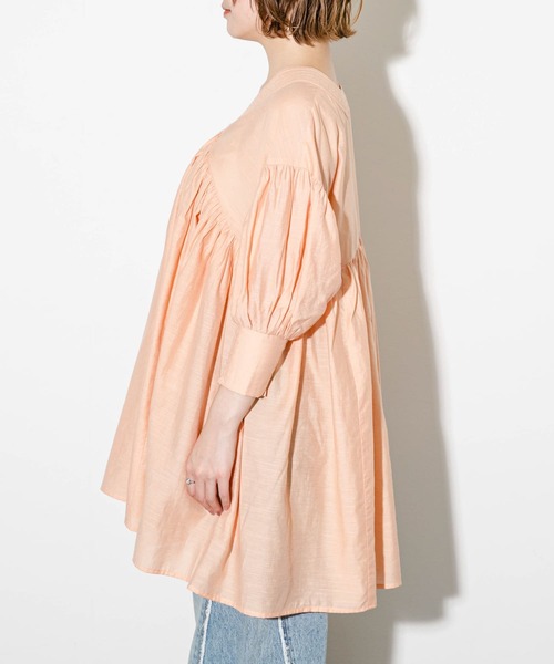 KBF(ケイビーエフ)の「ボリュームギャザーミニワンピース(ワンピース・レディース・ブラック/オレンジ系その他/ライトベージュ/ブルー系その他・ONE)」の15枚目の写真